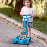 Battery-powered squirt toy