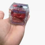 Skull Squish Crunchy Squeeze Toy, 6.5x5.5cm, available in red, black and white. 12 pieces per box, ideal for toy shops, party bags, gifts and resale